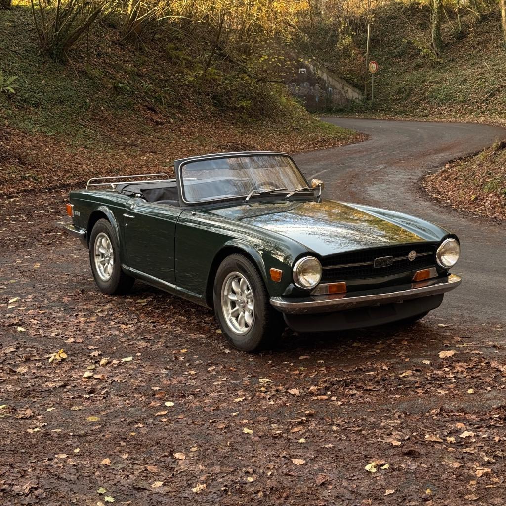 TRIUMPH TR6 PI - Overdrive - 1971 LesAnciennes.com