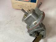 image_0-Pompe à essence neuve RENAULT 16 (R16)