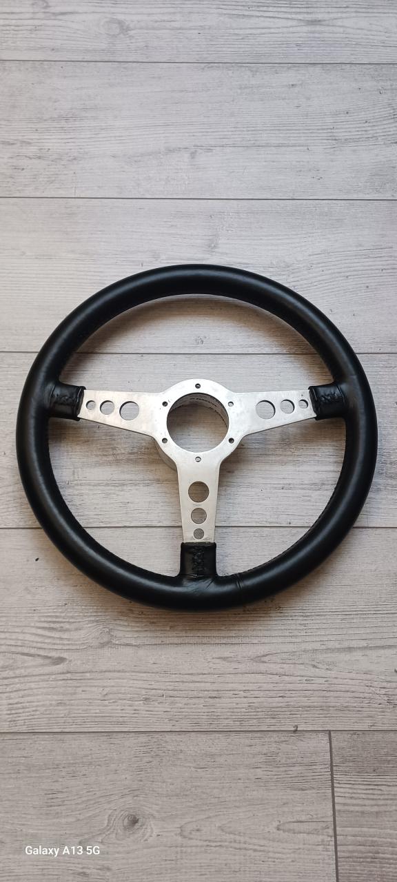 Volant RENAULT 5 (R5) Alpine LesAnciennes.com