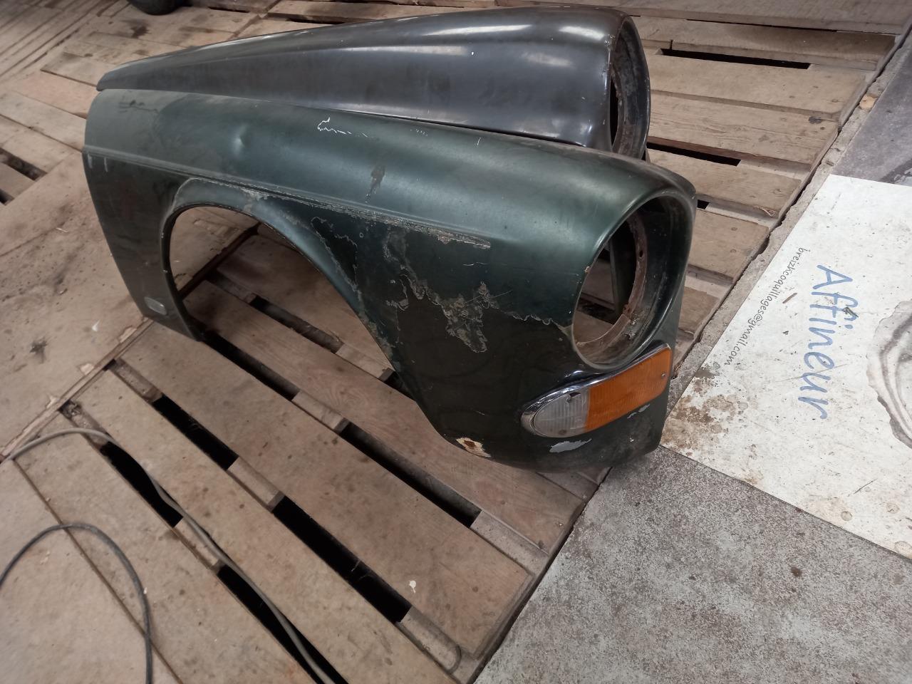 Aile JAGUAR XJ6 serie1 LesAnciennes.com