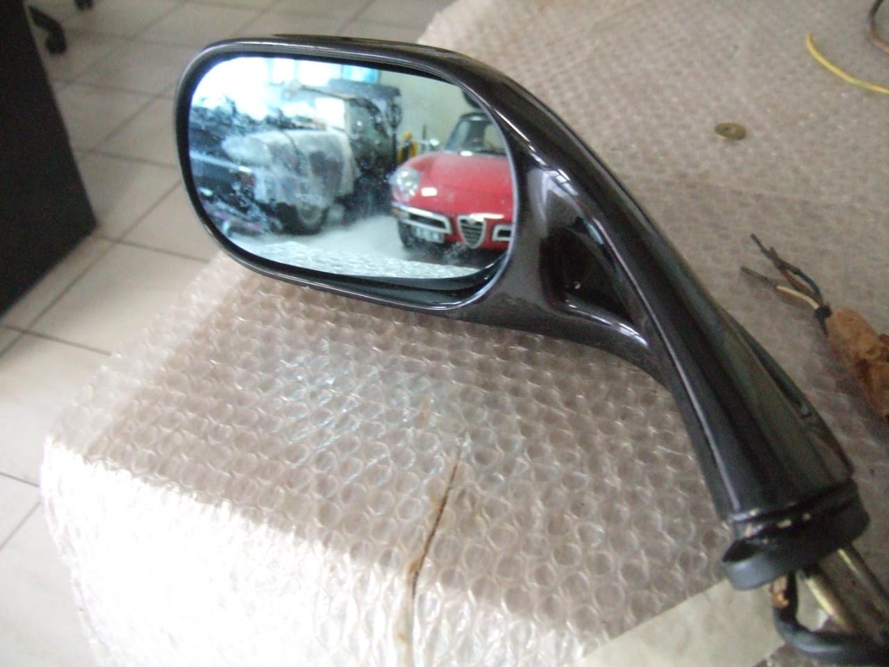 Rétroviseur FERRARI testarrossa LesAnciennes.com