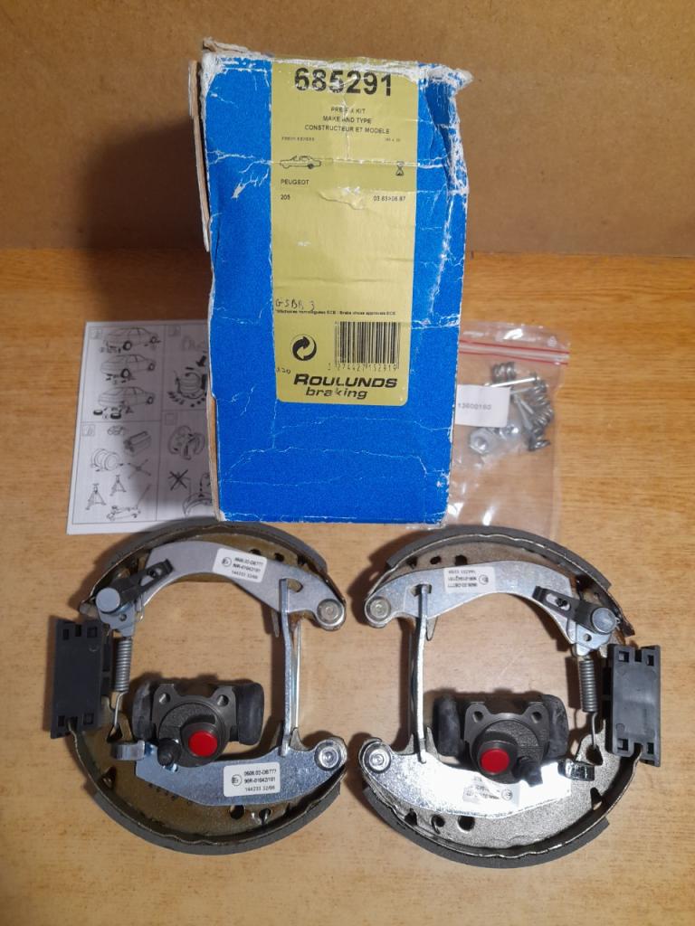 Kit frein arrière Peugeot 205 685291 LesAnciennes.com