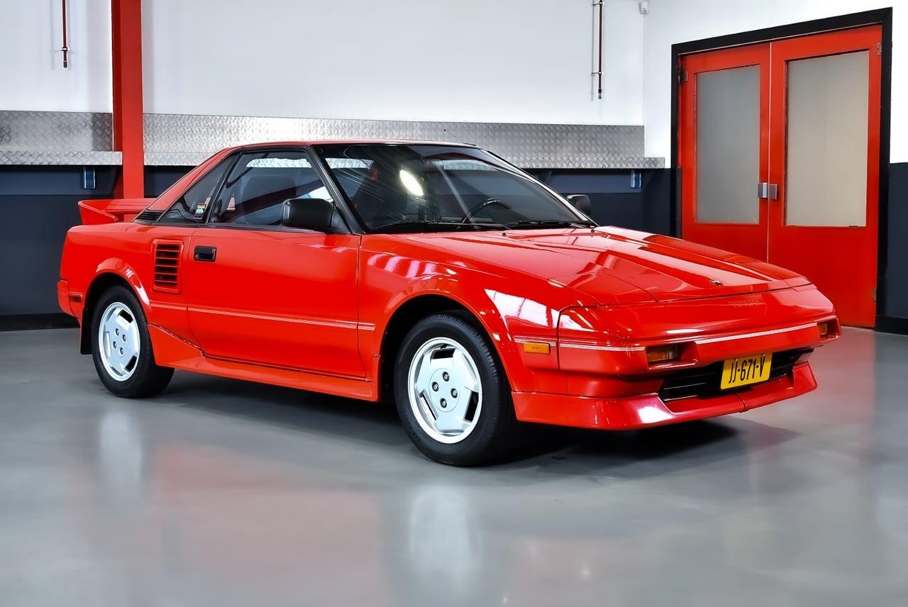 1988 Toyota MR2 Coupe 1,6L I6 (22k miles) LesAnciennes.com