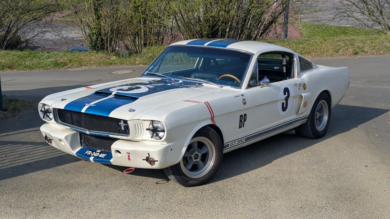 FORD Mustang SHELBY GT350 Replica - 1965 LesAnciennes.com