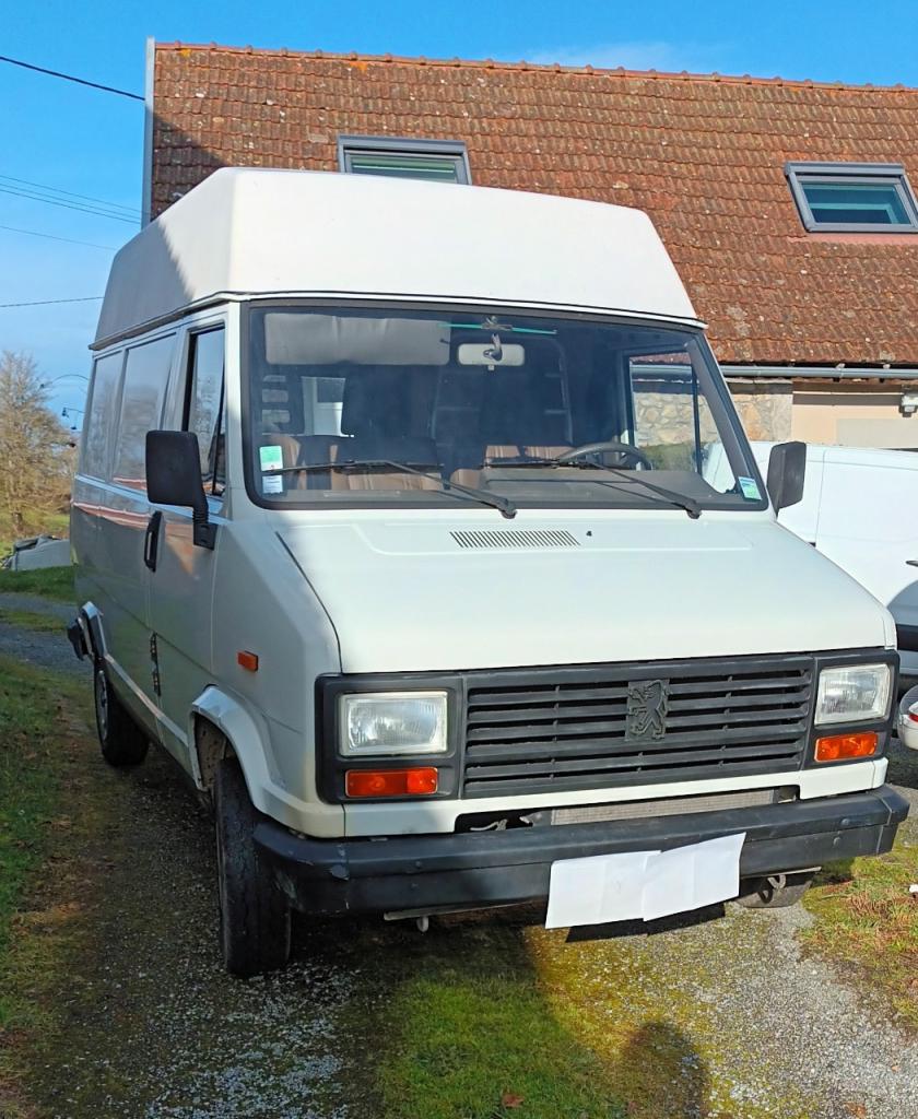 PEUGEOT J5 - 1989 LesAnciennes.com