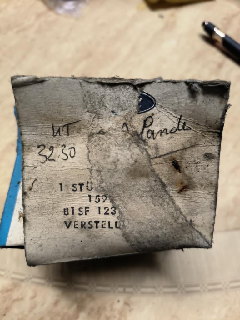 Pièces FORD Sierra capsule d'avance LesAnciennes.com