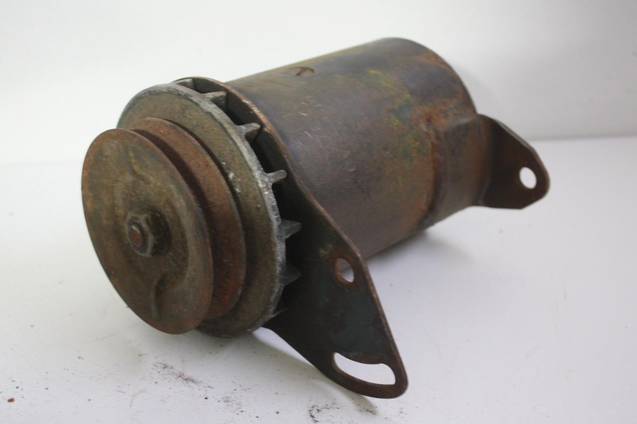 Dynamo Ducellier 276C 276 C 6V Renault Frégate LesAnciennes.com