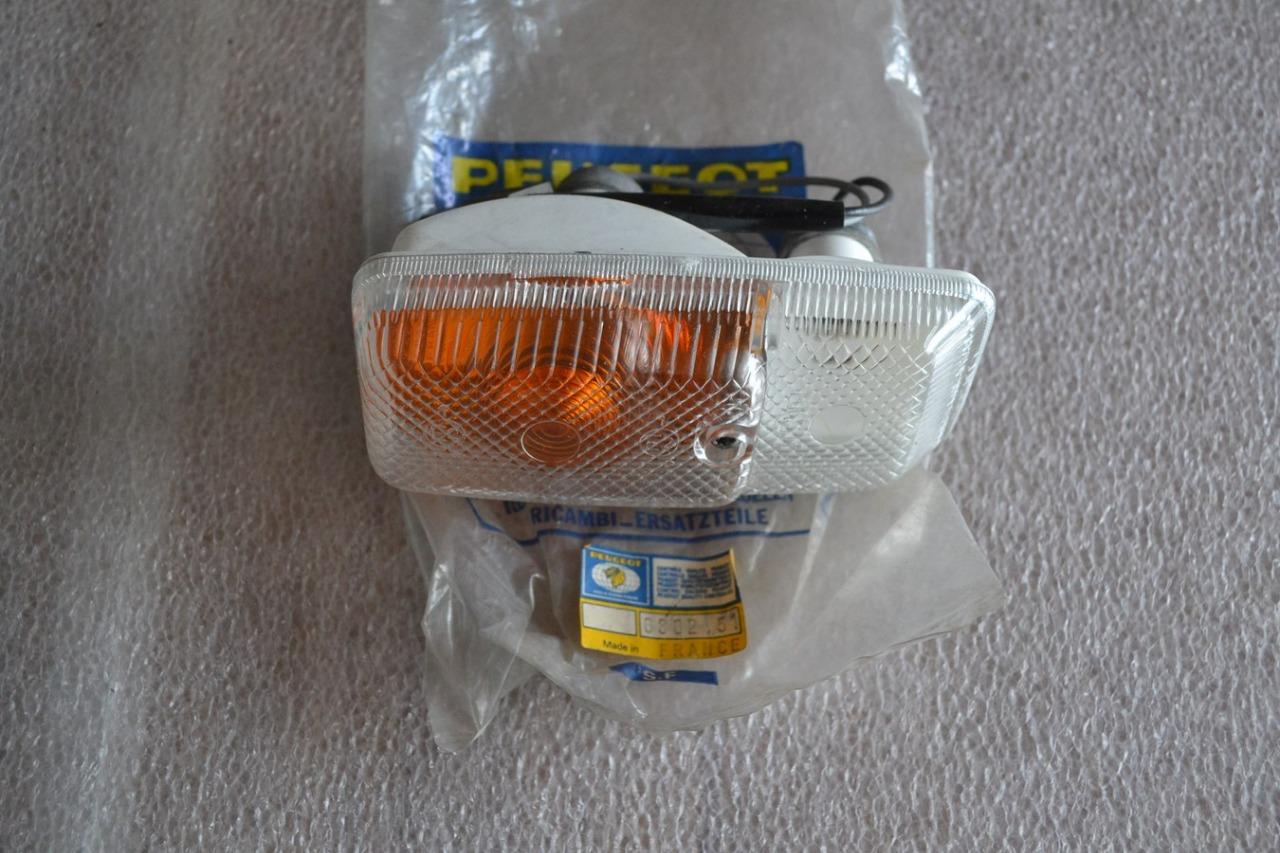 Feu AV G, 2fils, PEUGEOT 204, neuf LesAnciennes.com