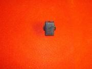 image_0-Boite fusible RENAULT 8 (R8)