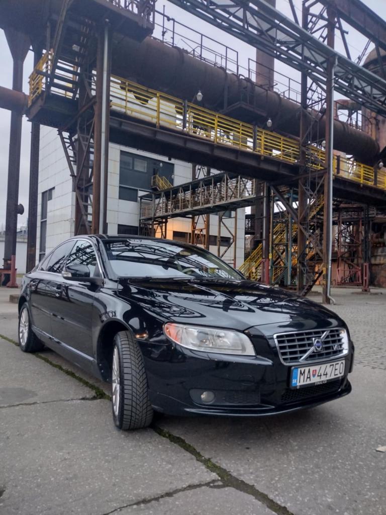 2007 Volvo S80 V8 LesAnciennes.com