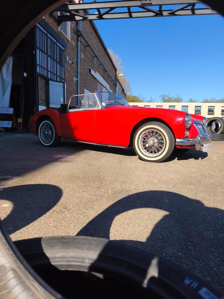 MG MGA MK1 1500 ROADSTER - 1959 LesAnciennes.com