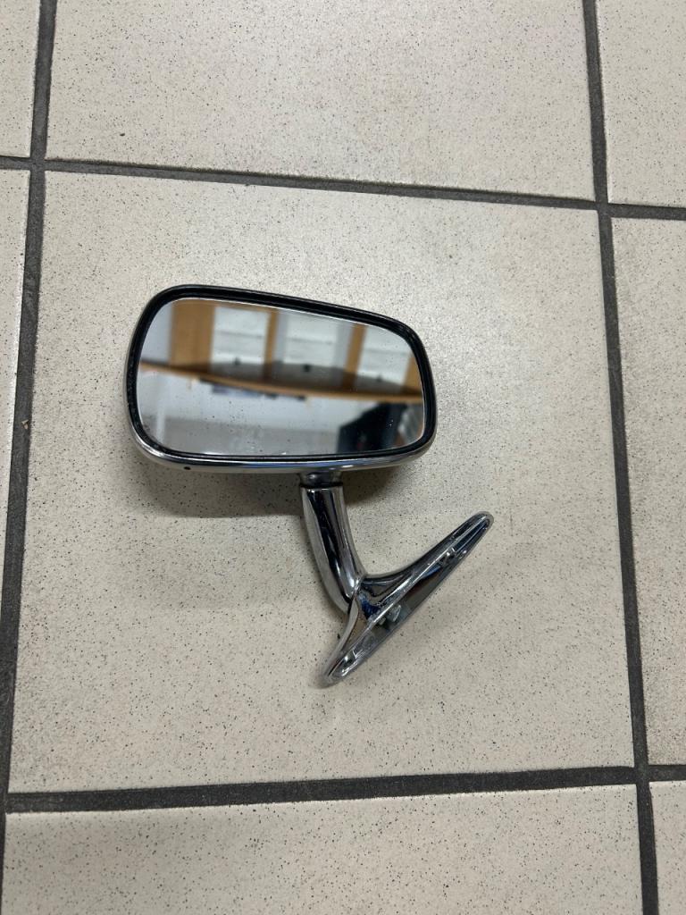 Rétroviseur BMW 2002 LesAnciennes.com