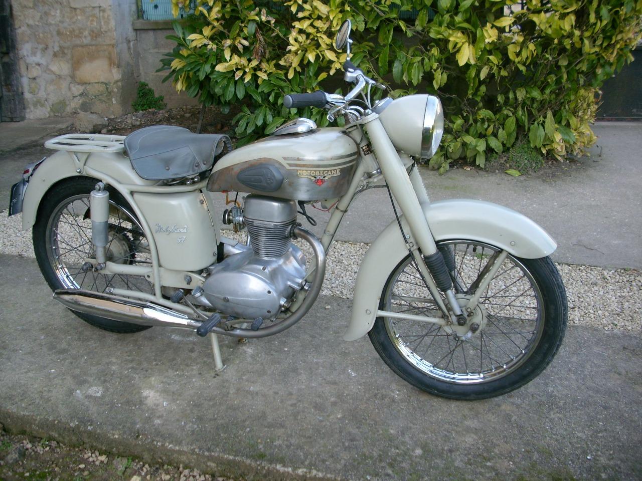 MOTOBECANE Z57C - 1959 LesAnciennes.com