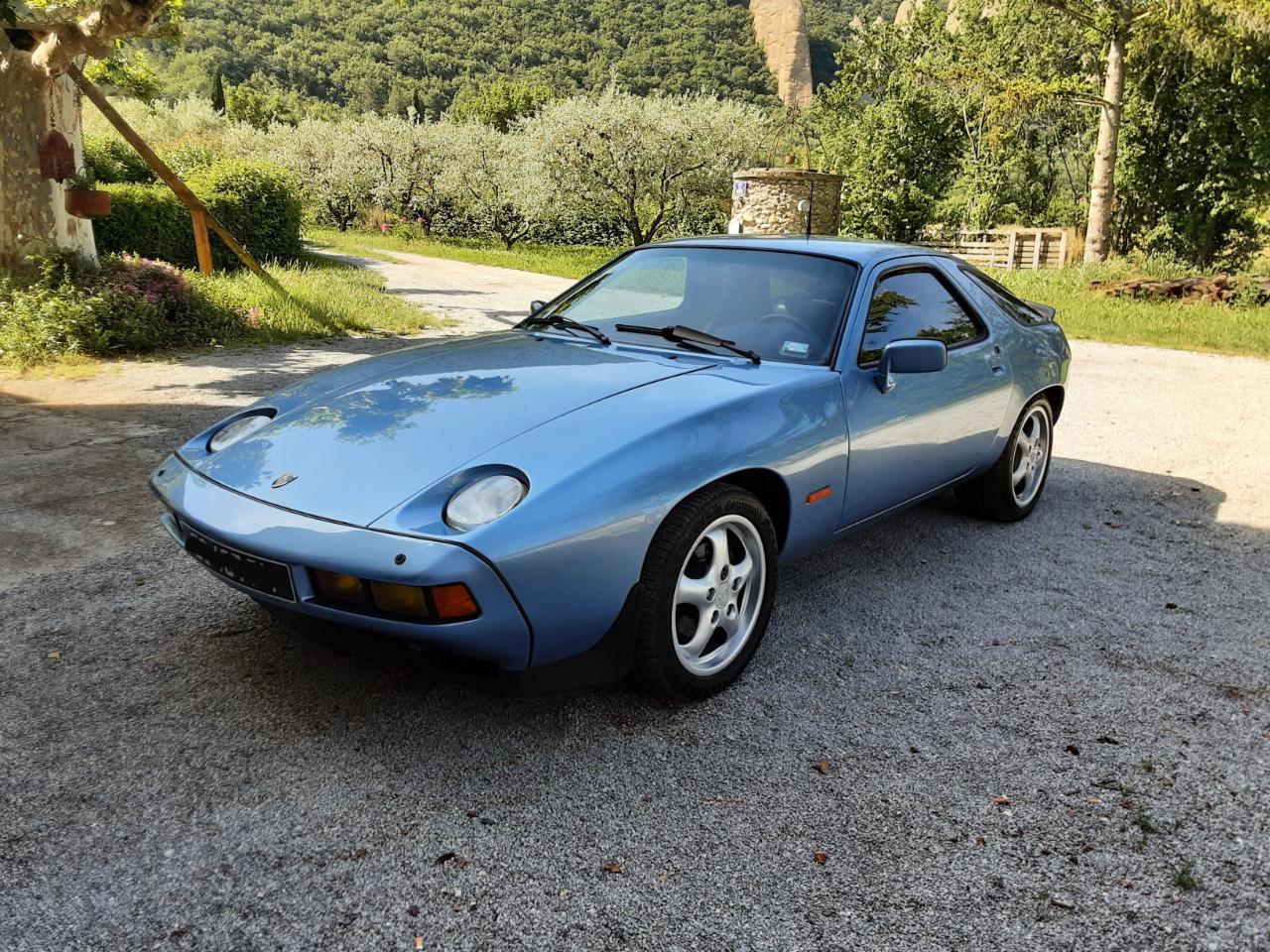 PORSCHE 928 S2 - 1986 LesAnciennes.com