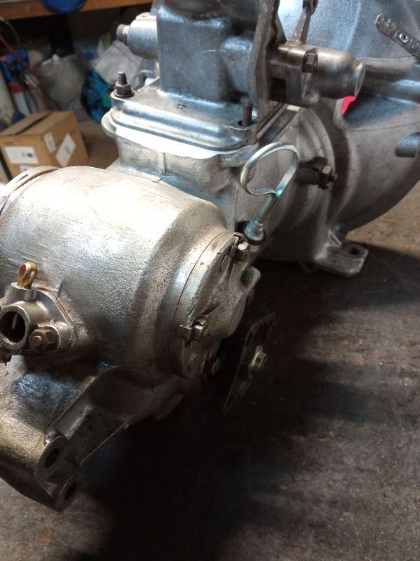 Boite de vitesses Panhard CS 3420 LesAnciennes.com