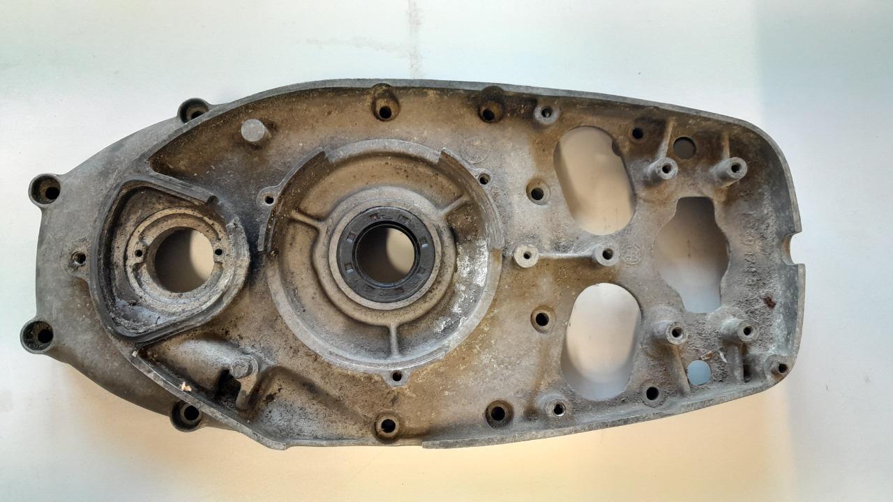 Carter distribution pour BMW / 6 et /7. LesAnciennes.com