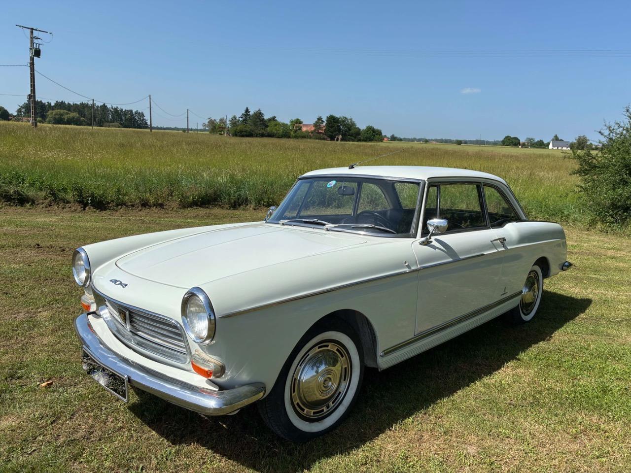 PEUGEOT 404 Coupé - 1965 LesAnciennes.com