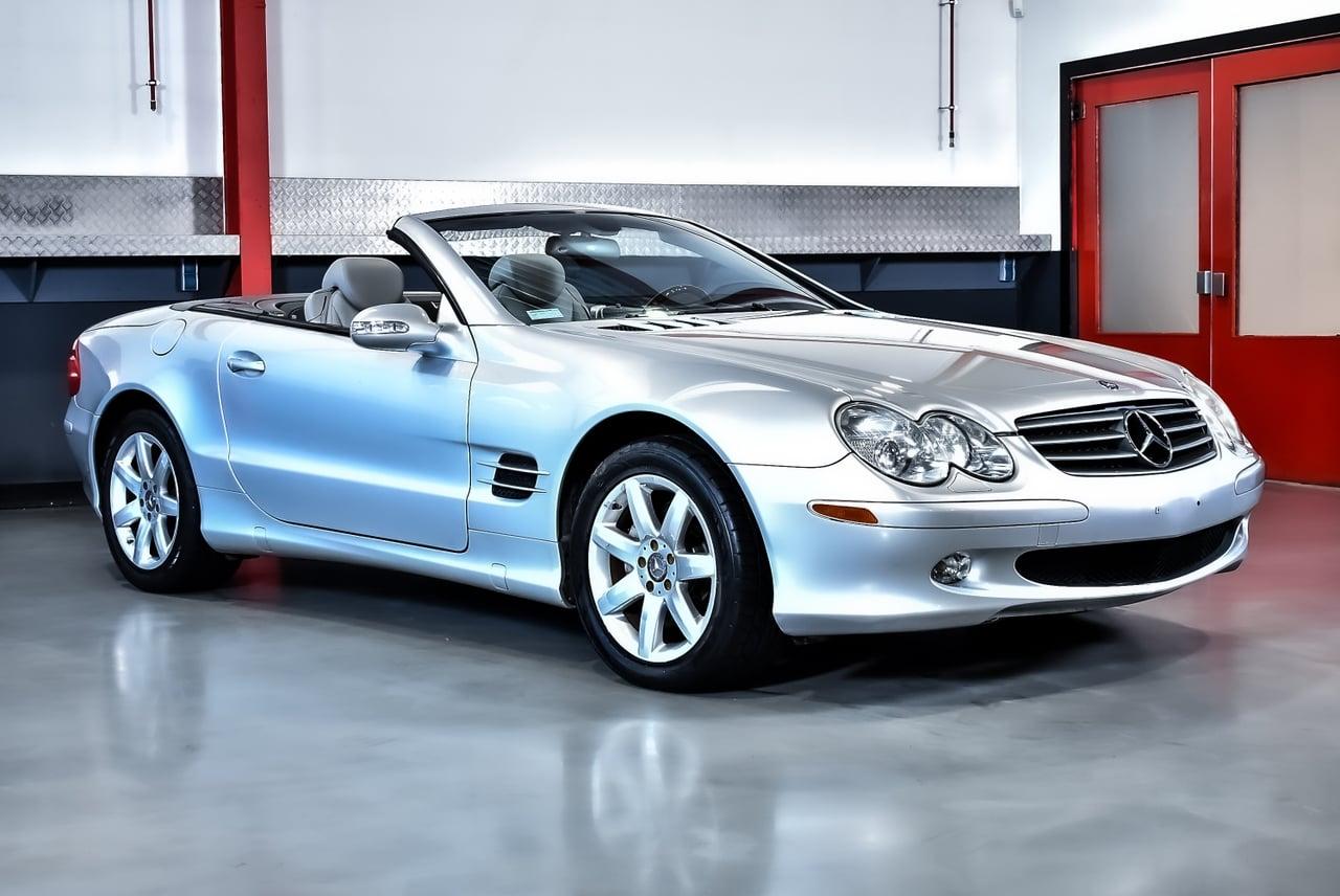 2003 Mercedes-Benz R230 SL500 Convertible 5,0L V8 LesAnciennes.com