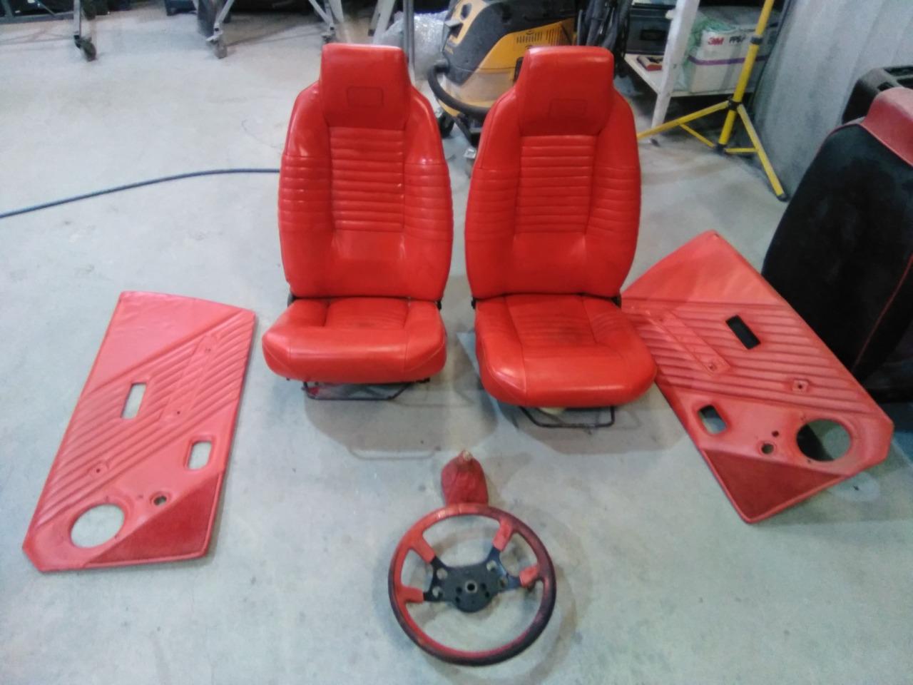 Sellerie FIAT X1/9 LesAnciennes.com