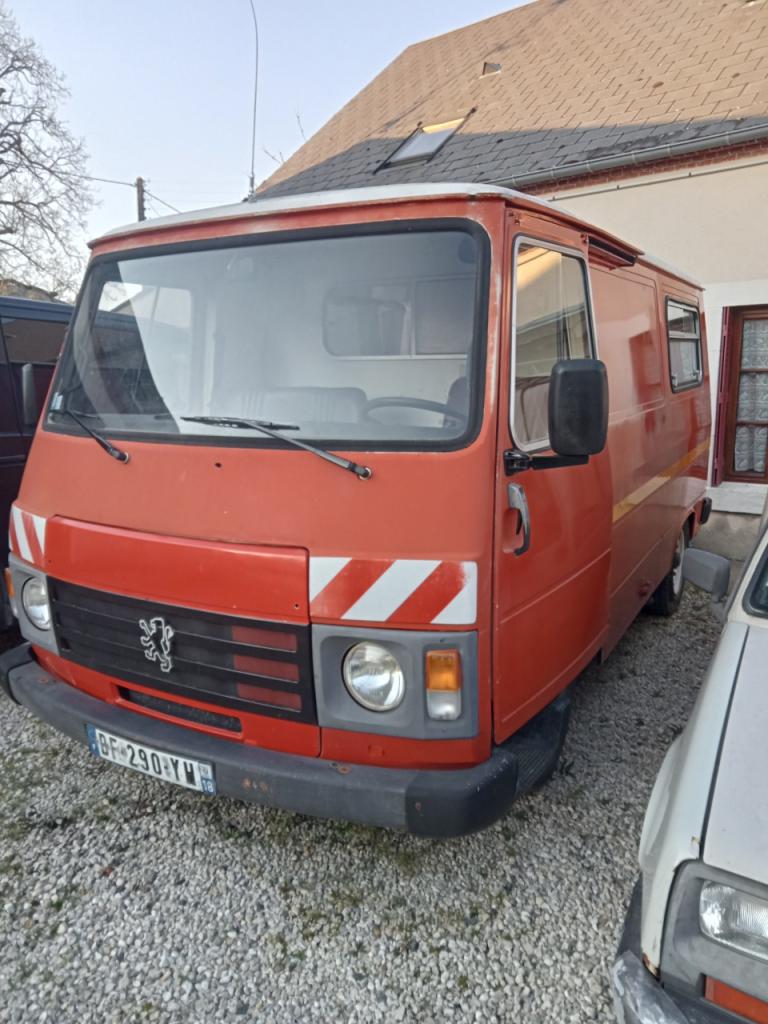 PEUGEOT J9 - 1988 LesAnciennes.com