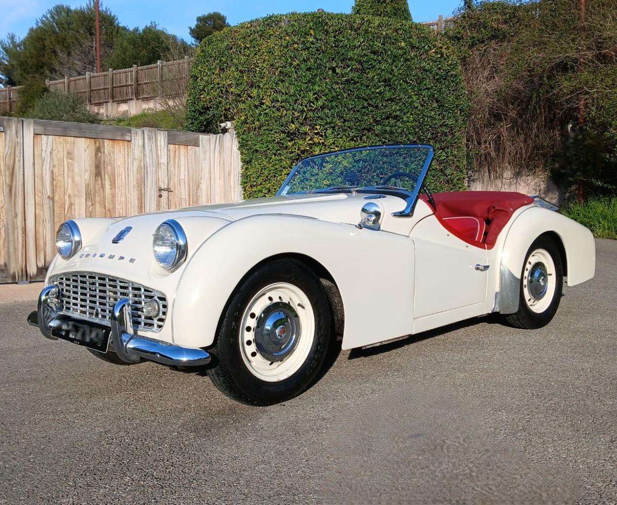 TRIUMPH TR3 - 1959 LesAnciennes.com