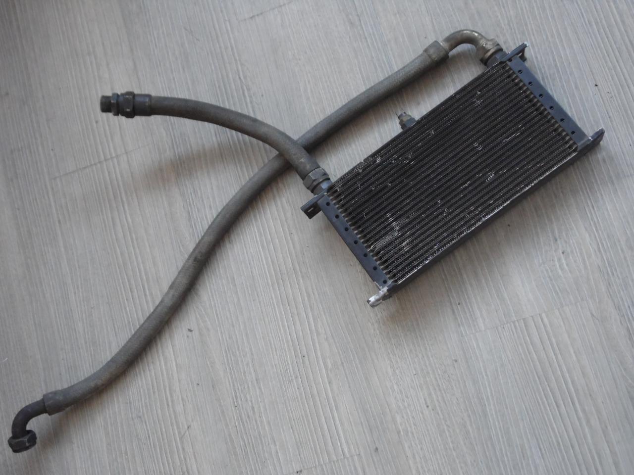 RADIATEUR HUILE 123276 FERRARI TESTAROSSA LesAnciennes.com