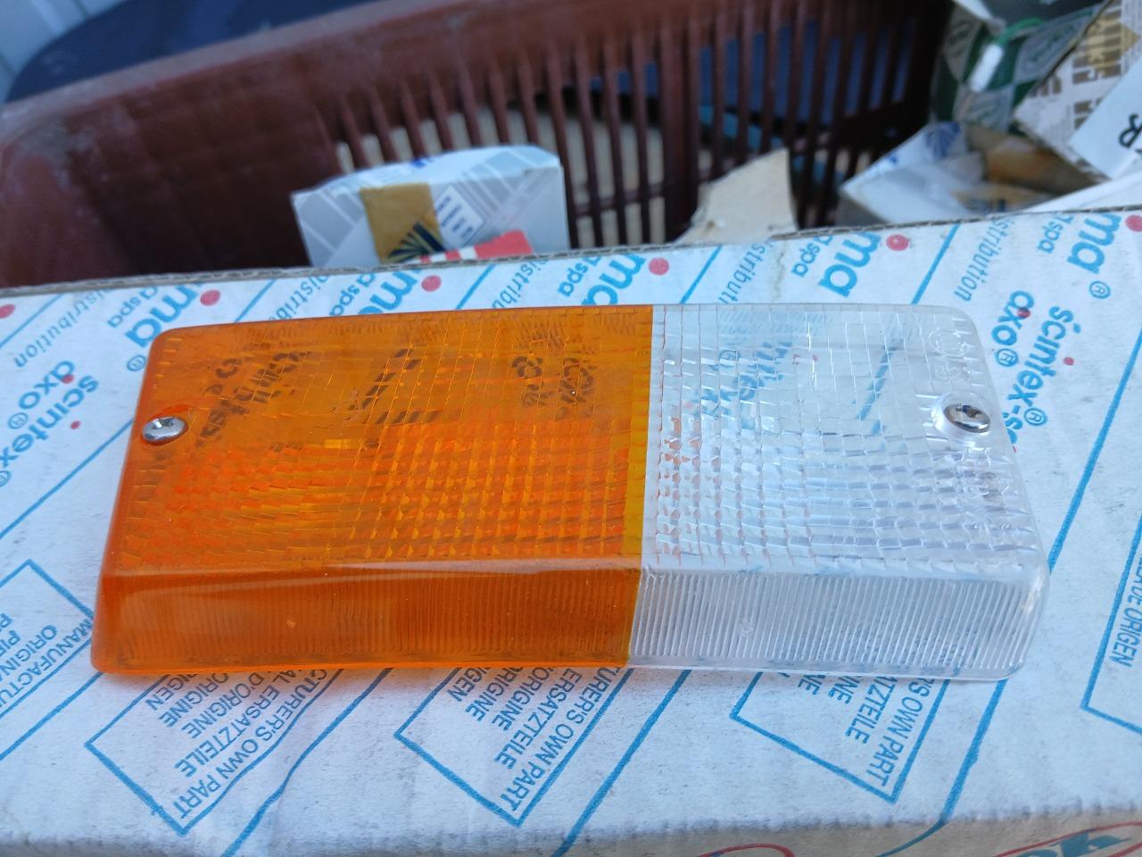 Clignotant RENAULT 5 (R5) LesAnciennes.com