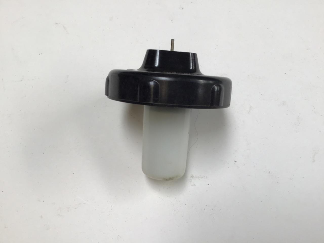 BOUCHON BOCAL LIQUIDE FREIN PEUGEOT RENAULT CITROË LesAnciennes.com