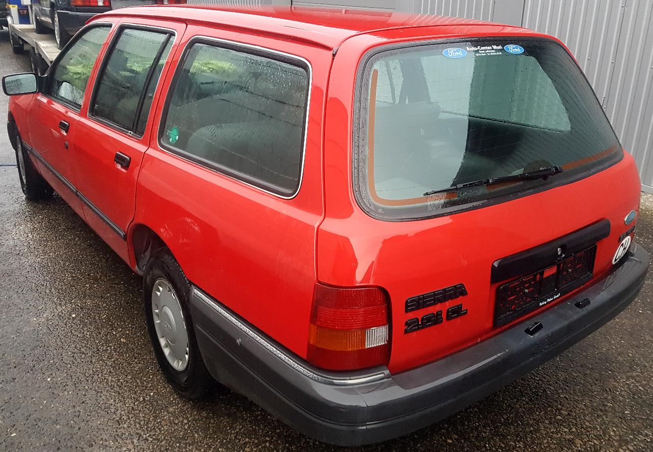 FORD Sierra break 2.0i CL - 1988 LesAnciennes.com