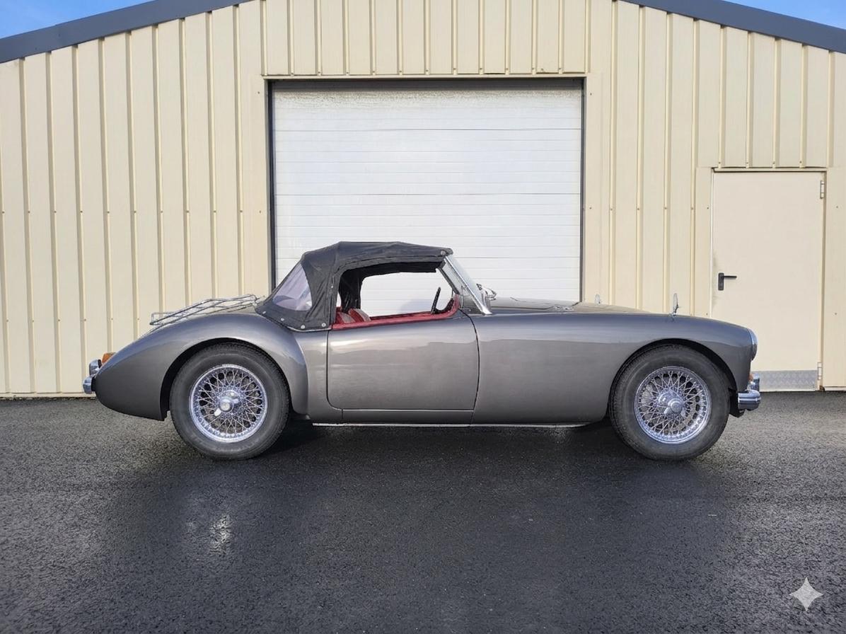 MG MGA MKII 1600 - 1962 LesAnciennes.com