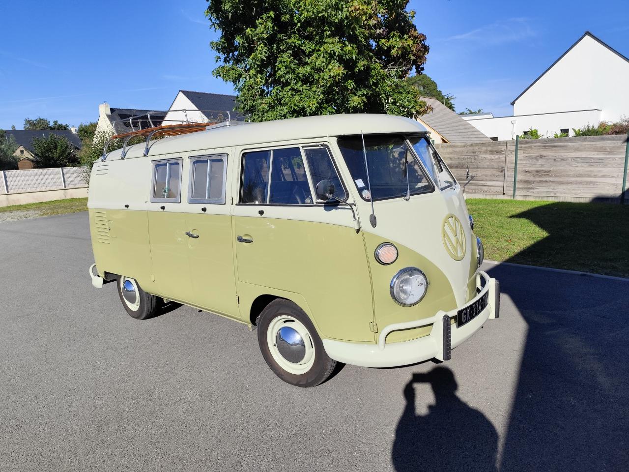 VOLKSWAGEN Combi Combi T1 EZ Camper - 1962 LesAnciennes.com