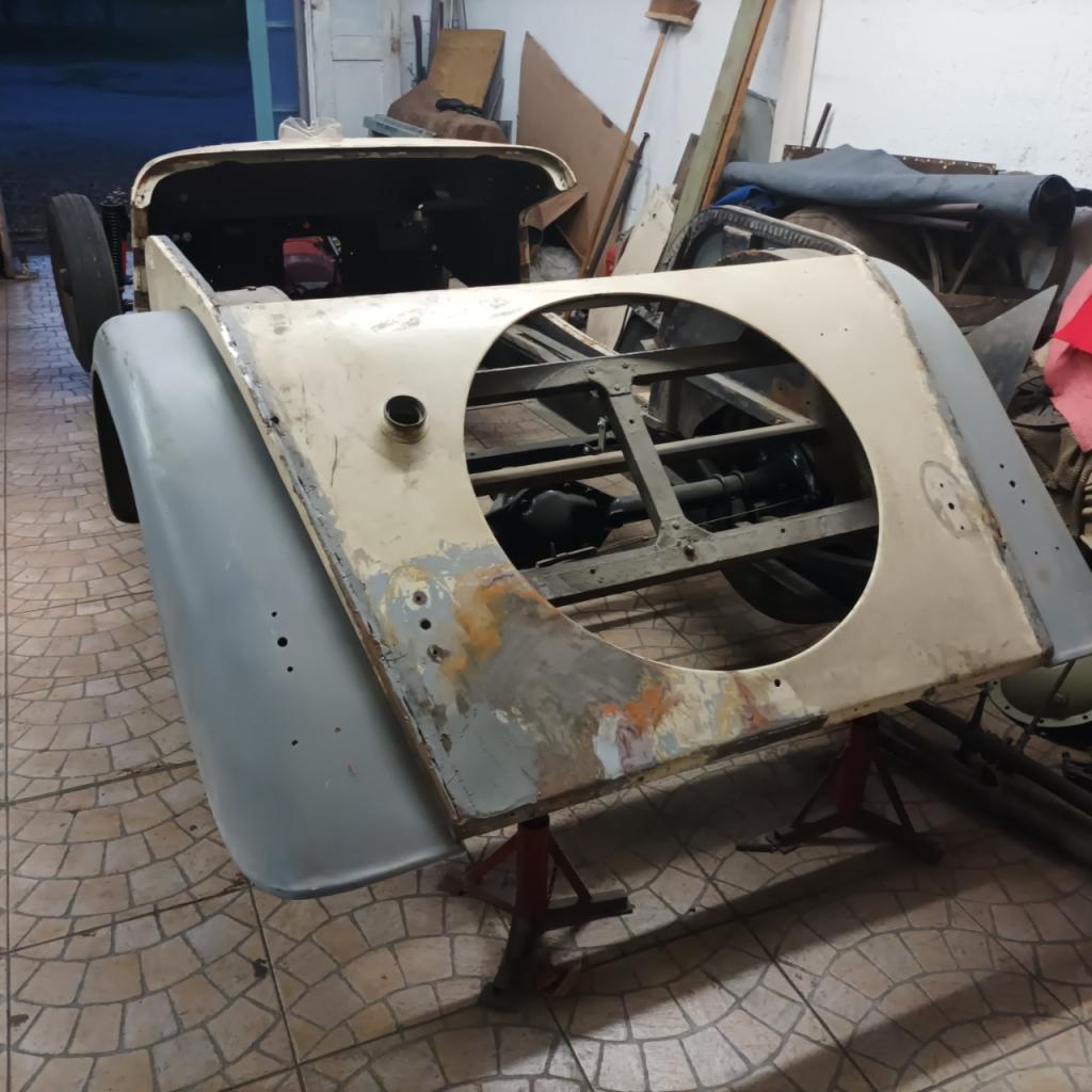 MORGAN 4/4 - 1964 LesAnciennes.com