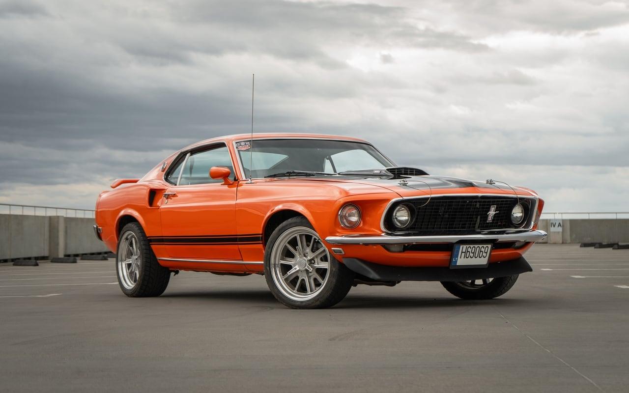 1969 Ford Mustang Mach 1 390CI 6.4L V8 LesAnciennes.com