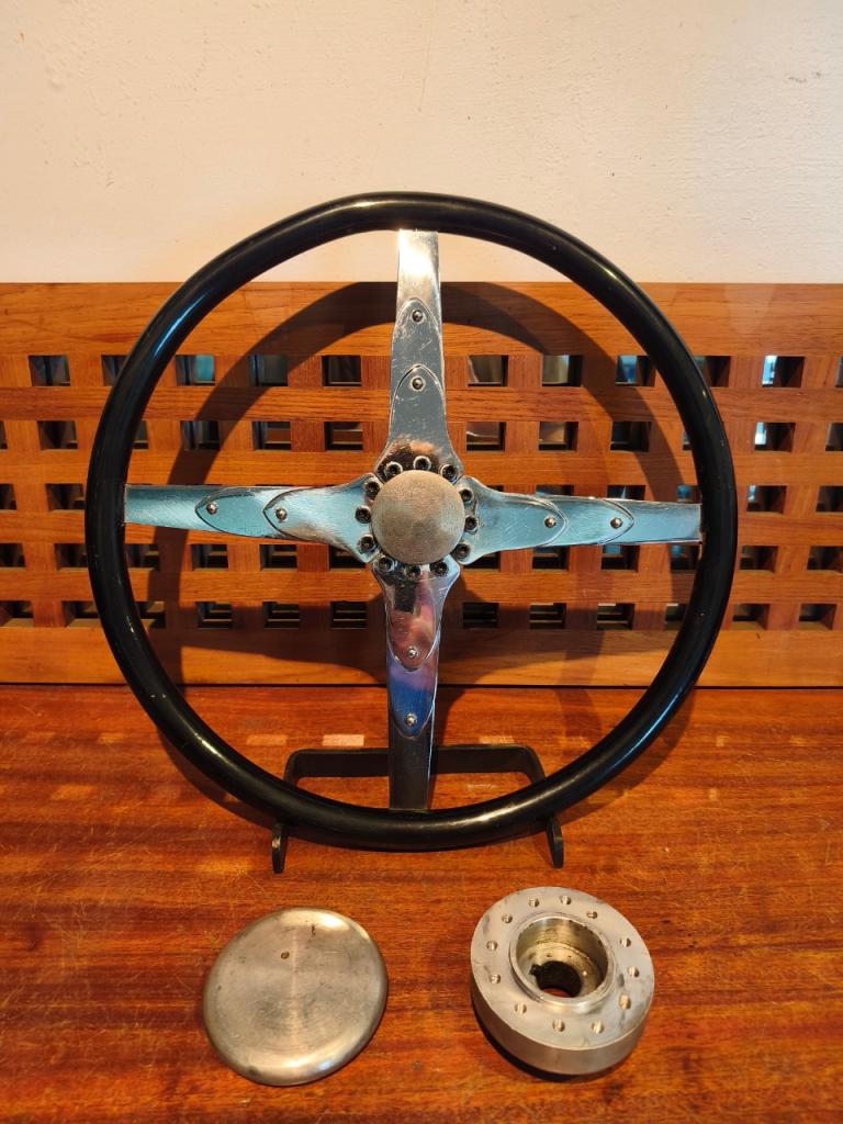VOLANT CFA LesAnciennes.com