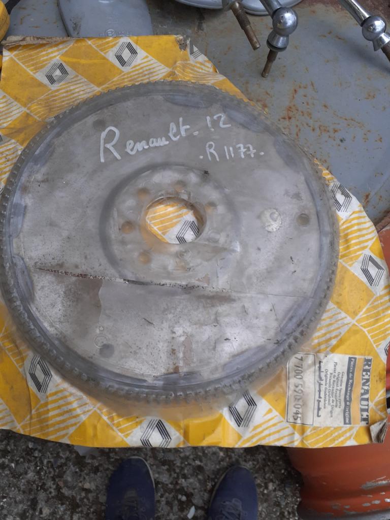 Volant RENAULT 12 (R12) Automatique LesAnciennes.com