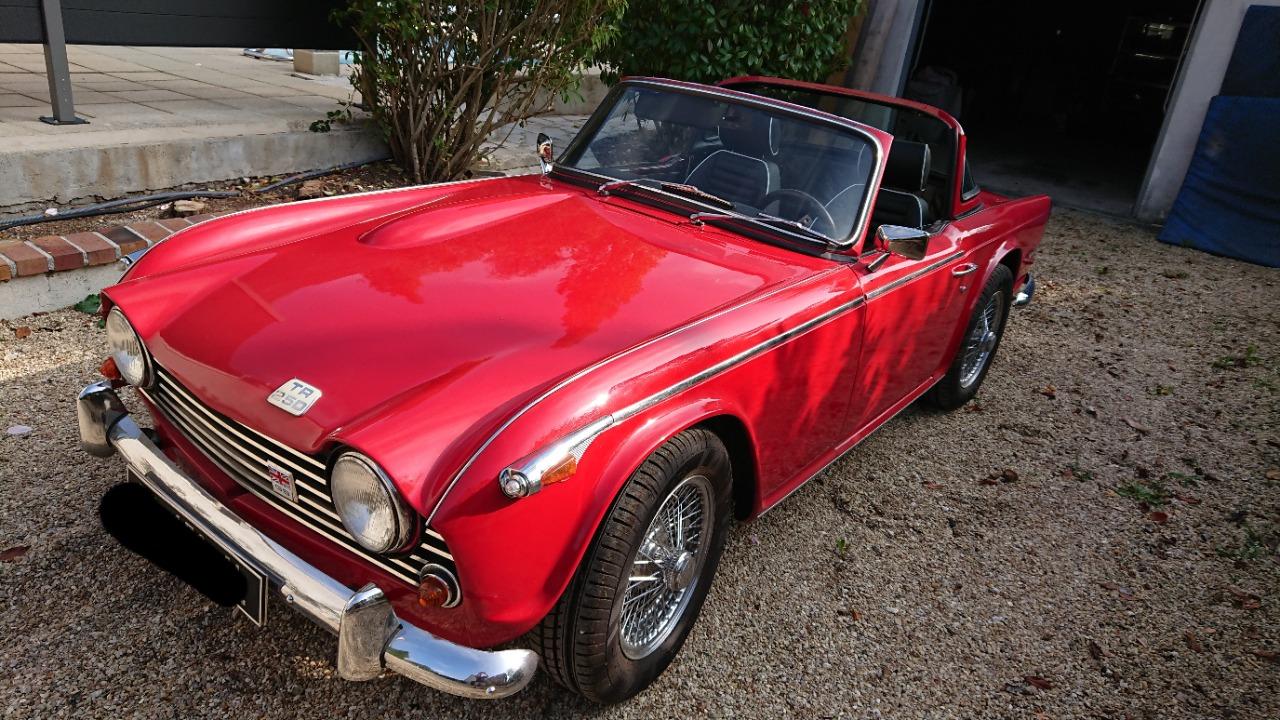 TRIUMPH TR250 - 1968 LesAnciennes.com