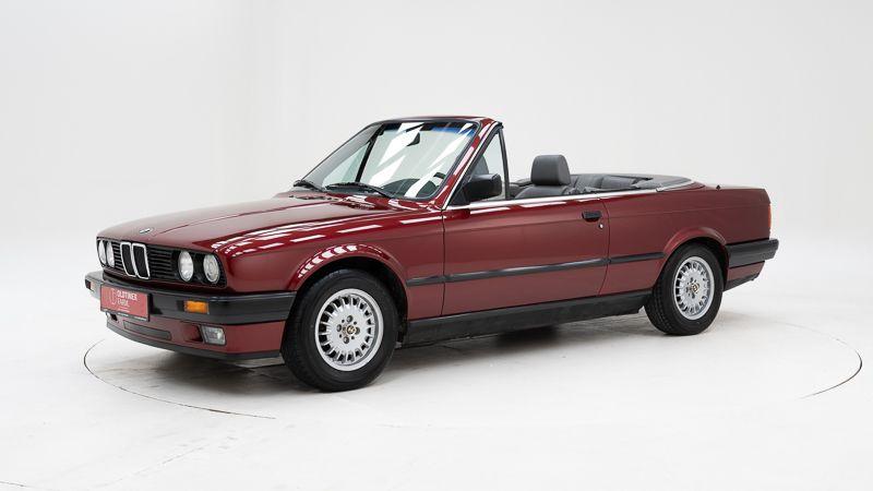 BMW 318i Cabriolet - 1992 LesAnciennes.com
