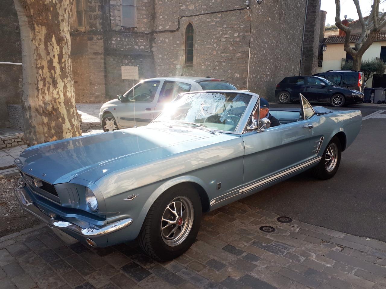 FORD Mustang cabriolet - 1966 LesAnciennes.com
