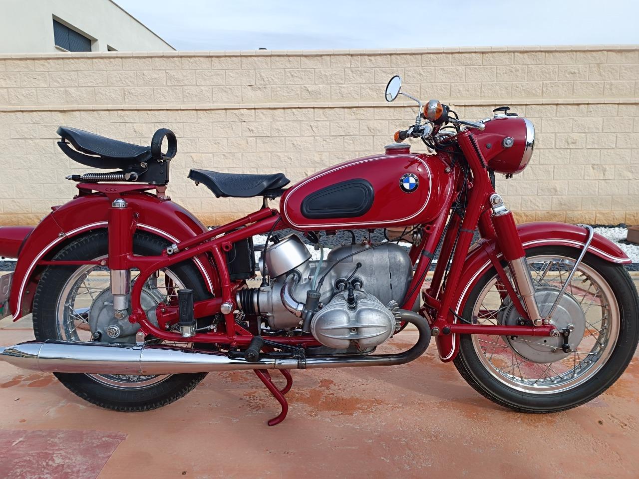 BMW R69/S - 1969 LesAnciennes.com