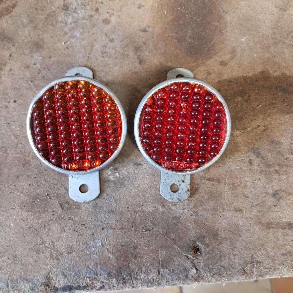 Paire de catadioptres ,velo, remorque,auto, tpv403 LesAnciennes.com