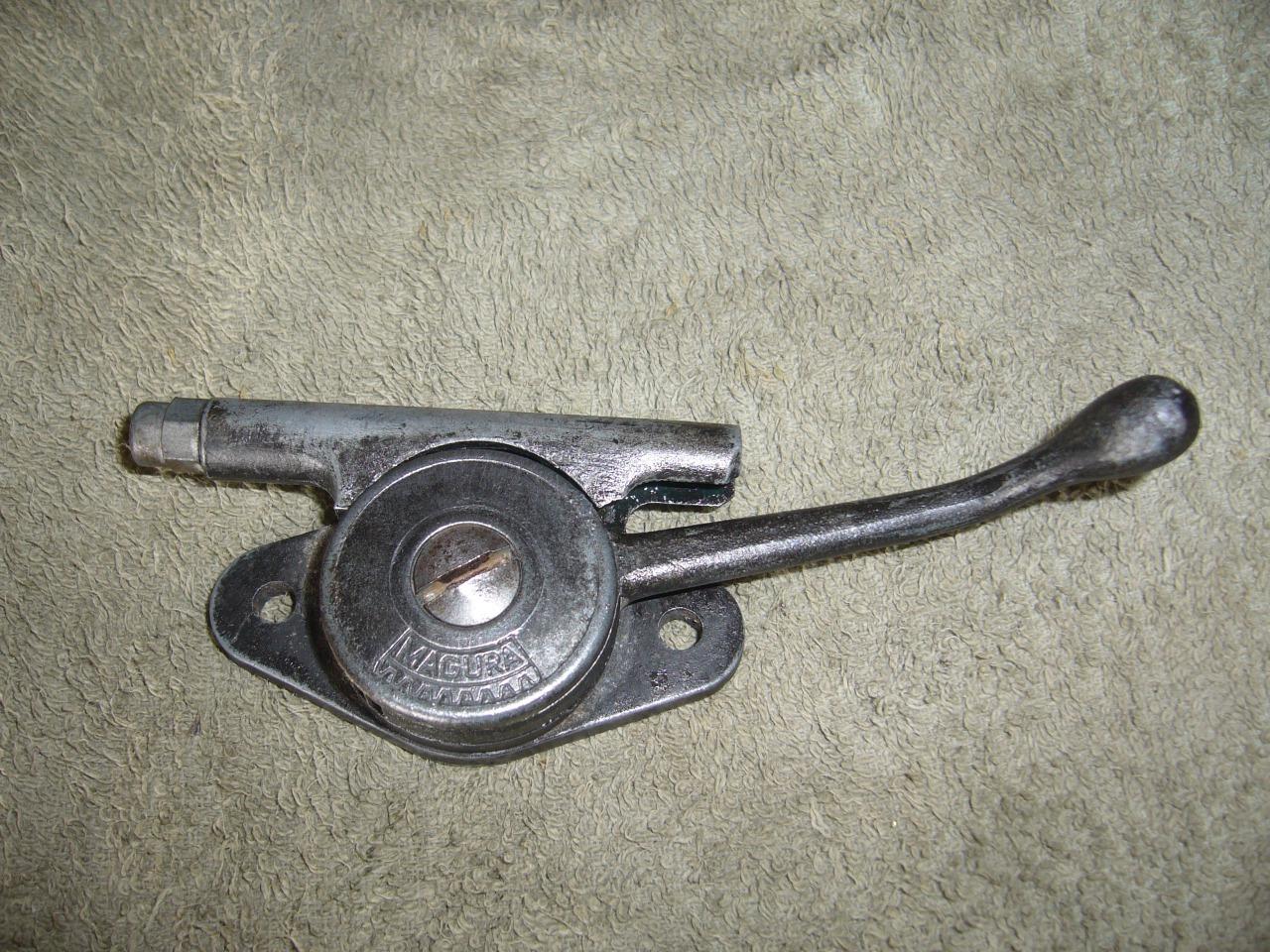 Manette gaz magura TERROT LesAnciennes.com