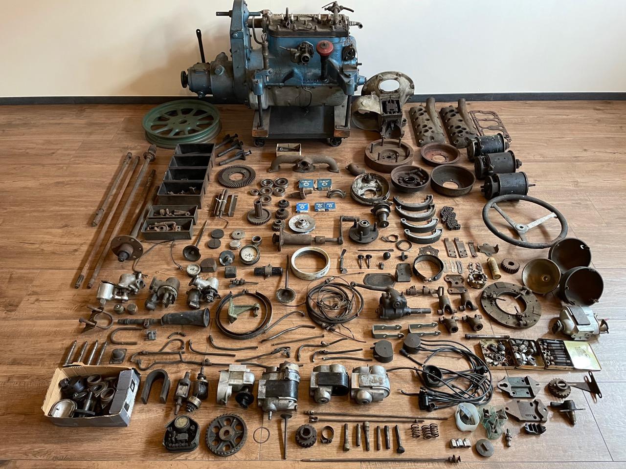 MORRIS Bullnose Cowley et Oxford lot de pièces LesAnciennes.com