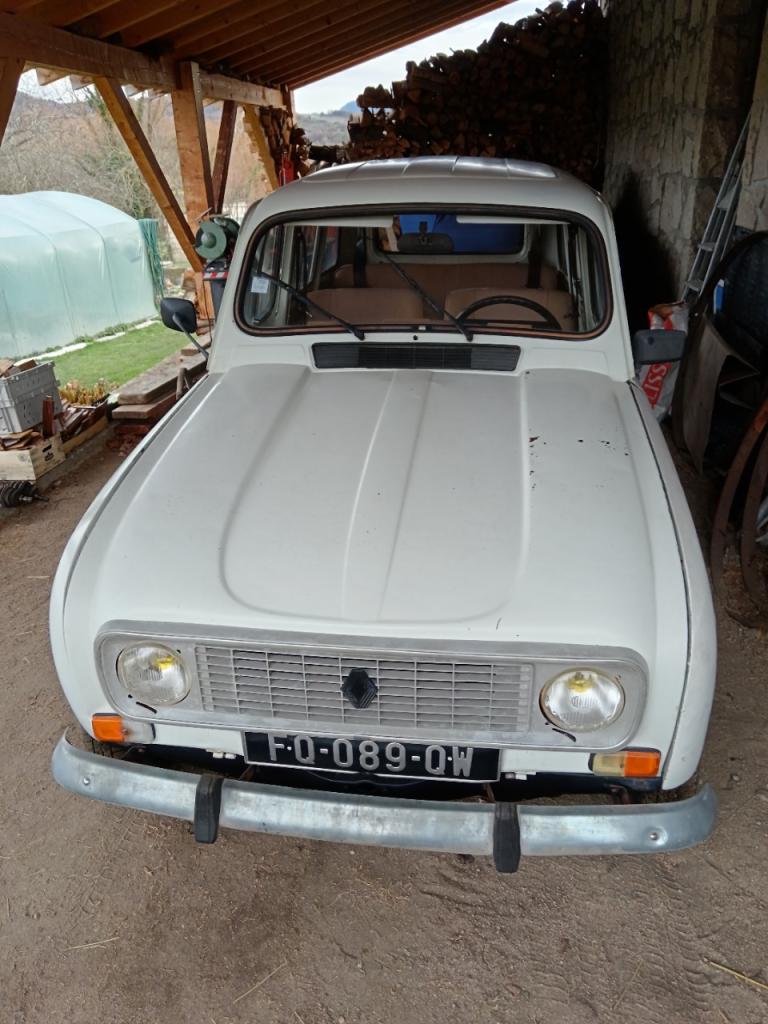 RENAULT 4L (R4L) Berline - 1983 LesAnciennes.com