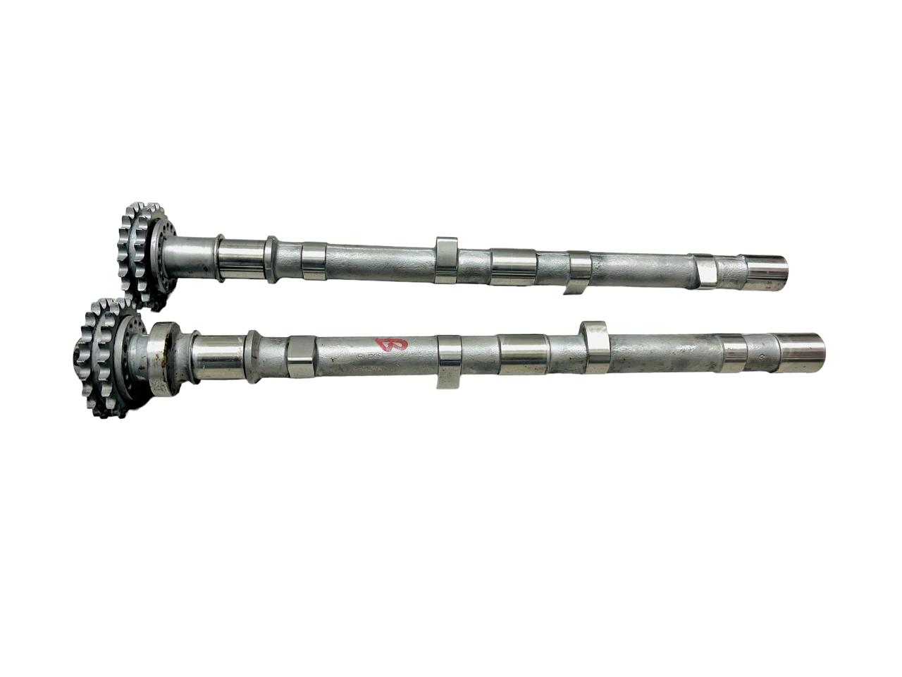 2 arbres à cames Alfa Romeo Giulietta Spider Sprin LesAnciennes.com