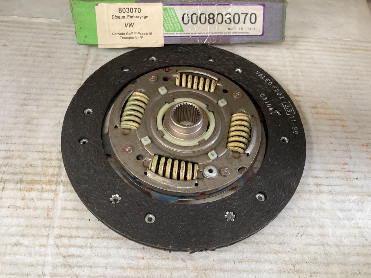 Disque embrayage neuf VOLKSWAGEN Passat B3 B4 LesAnciennes.com