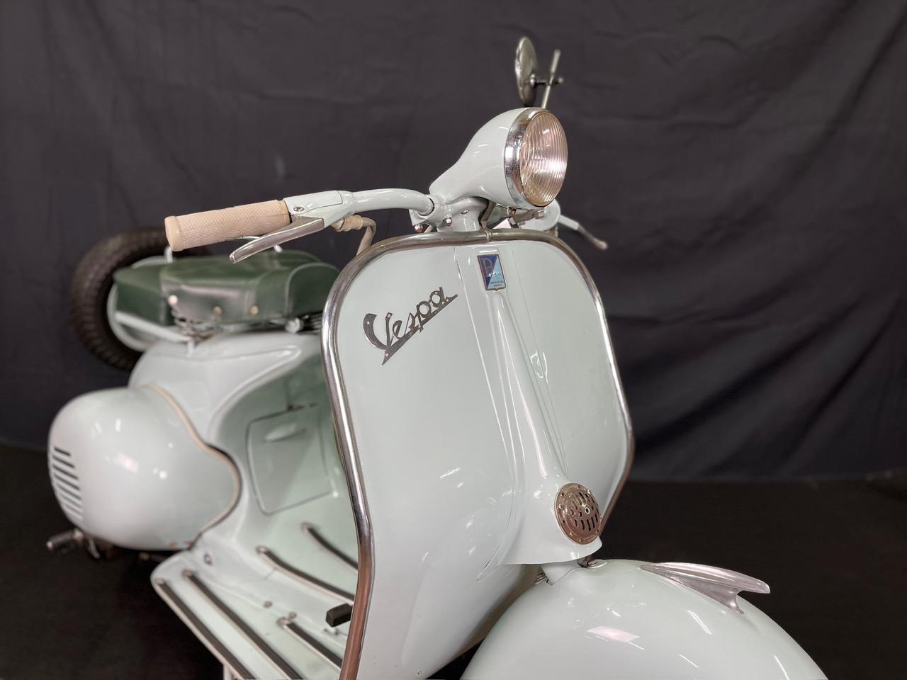 VESPA 125 N - 1955 LesAnciennes.com