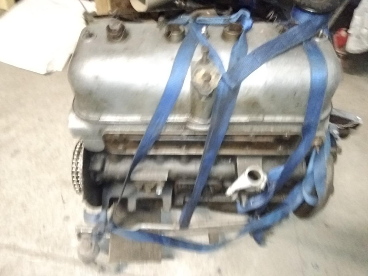Moteur PEUGEOT 403 LesAnciennes.com