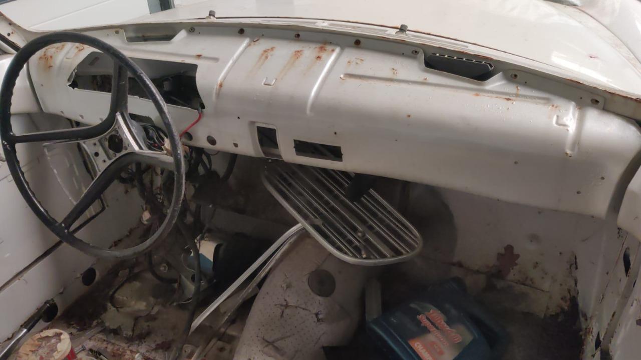 VOLVO Amazon roadster - 1957 LesAnciennes.com