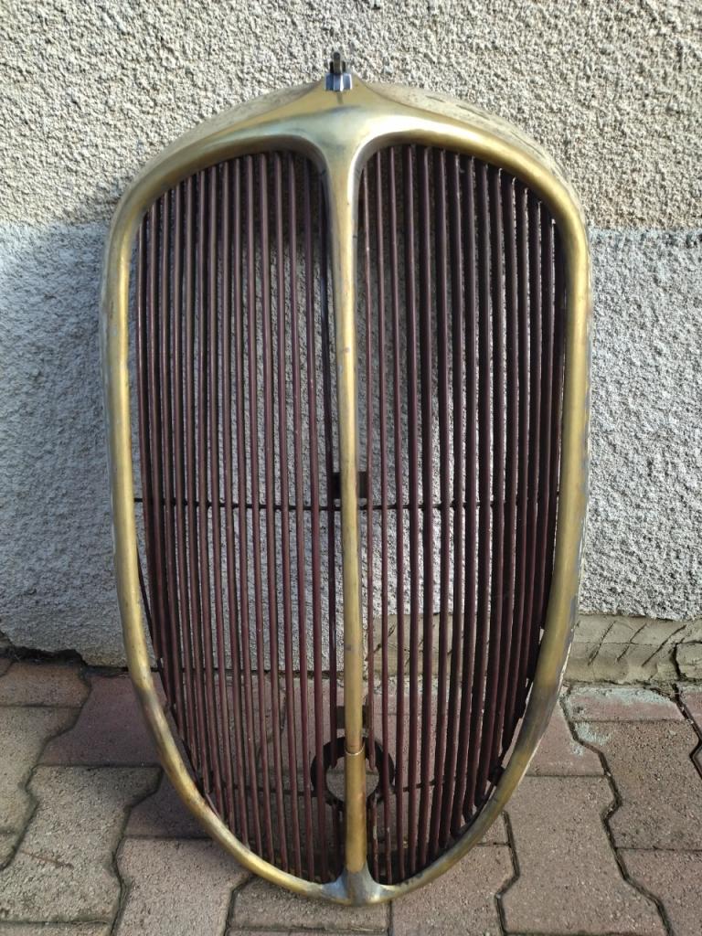 Calandre DELAHAYE 135 LesAnciennes.com