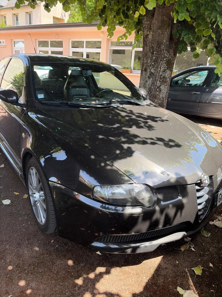 ALFA ROMEO 147 gta Gta - 2004 LesAnciennes.com